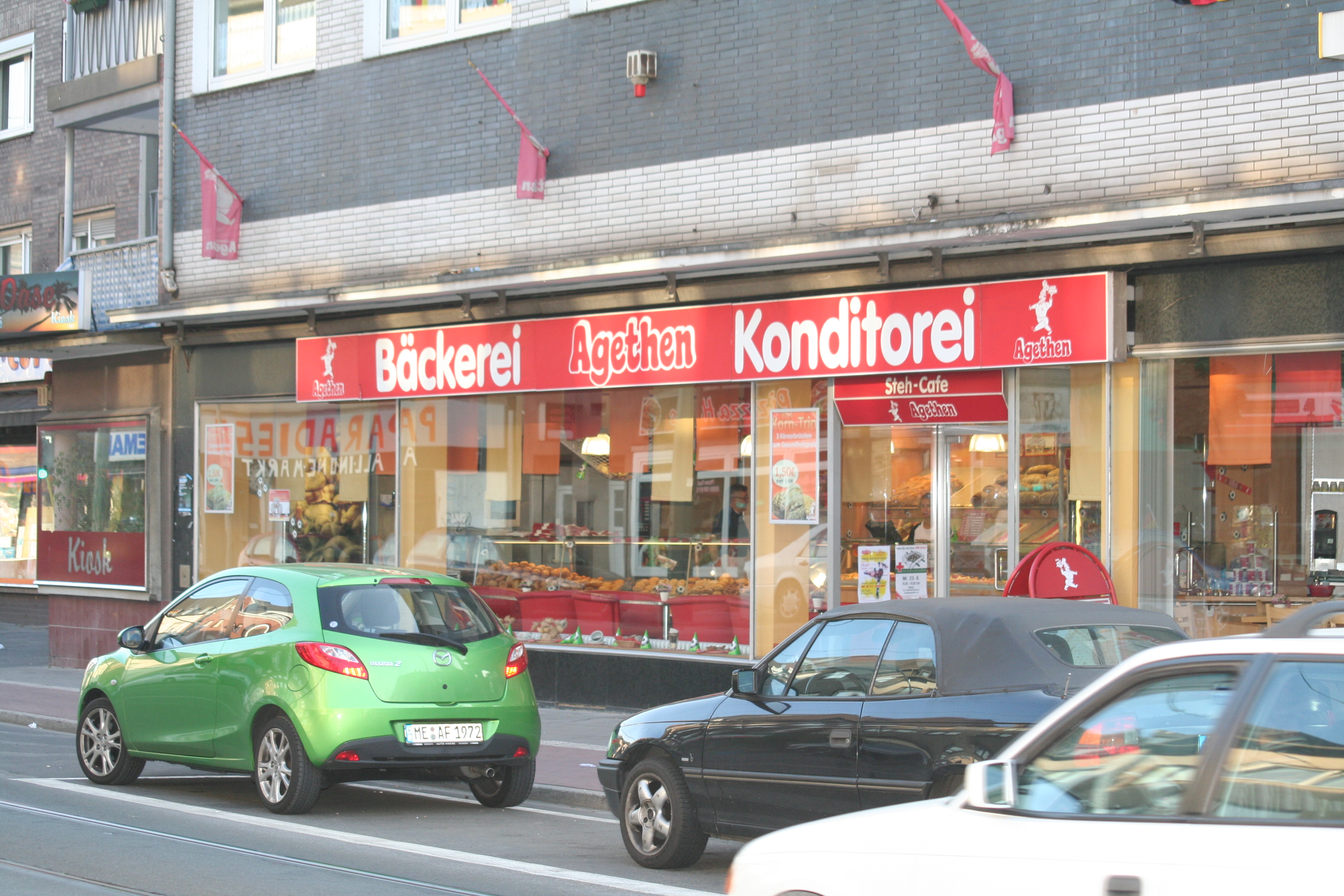 Friedrich-Ebert-Str. 328, 47051 Duisburg